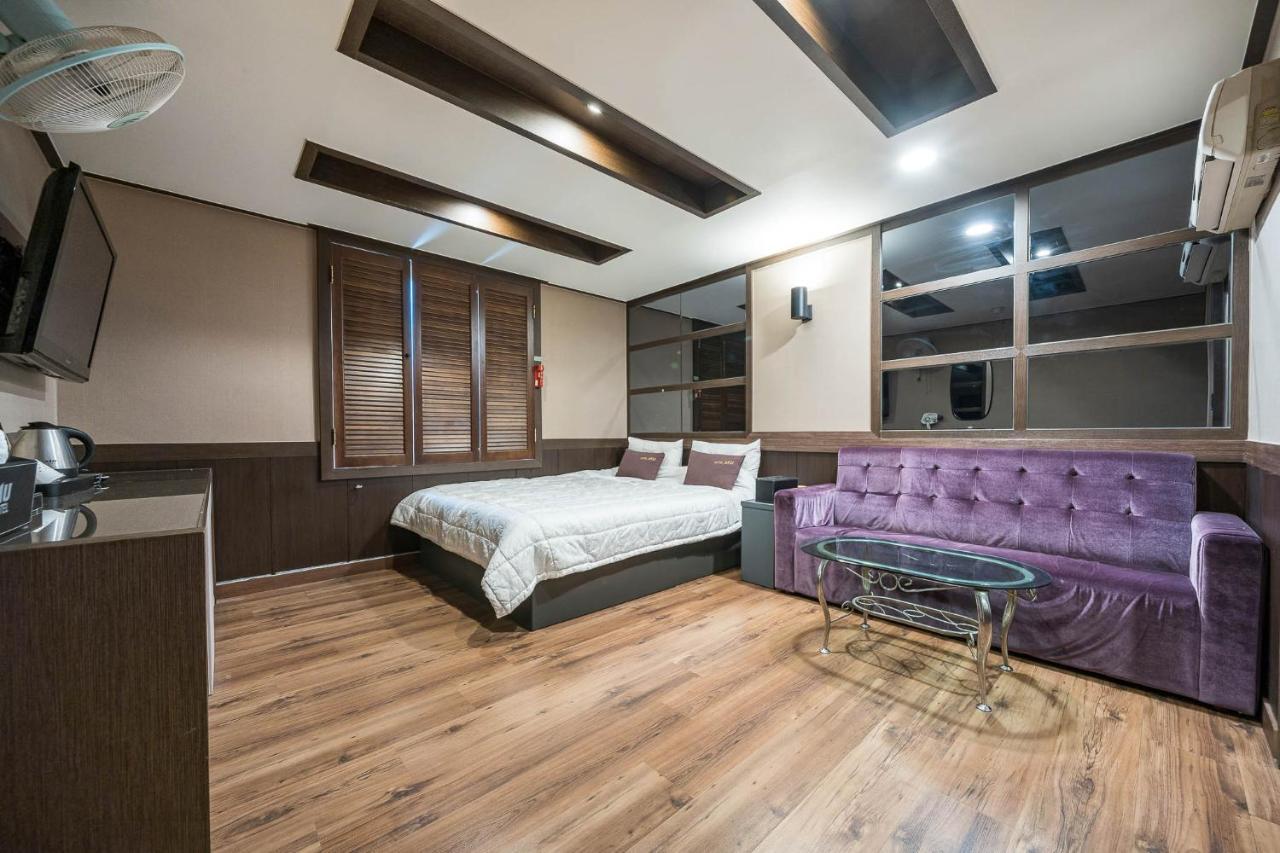 Mu Hotel Sasang Экстерьер фото