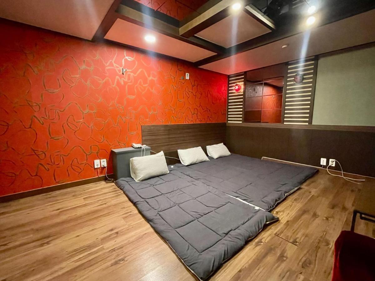 Mu Hotel Sasang Экстерьер фото